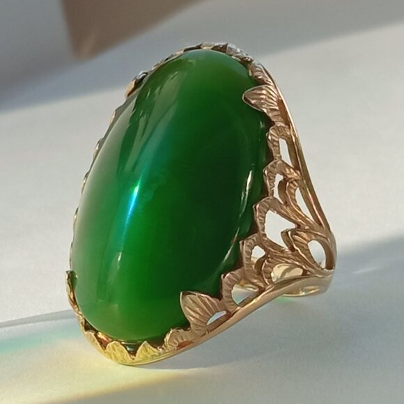 14K Solid Gold Large Cat's Eye Jade Ring - Custom Design, Natural Jade - Picture 2 of 7